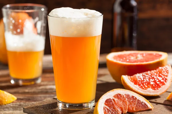 Exploring the Summer Styles, Flavors, and Aromas of Craft Beer
